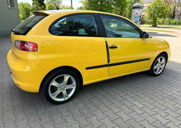 Seat Ibiza cena 9800 przebieg: 165000, rok produkcji 2007 z Zawiercie małe 466